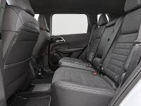 Mitsubishi Outlander PHEV 4WD Kaiteki