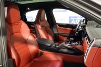 Porsche Coupe  E Hybrid 462cv