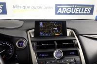 Lexus Luxury 4WD 197cv