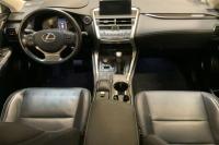 Lexus Luxury 4WD 197cv