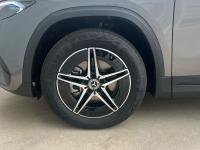 MERCEDES-BENZ Eqa 300 4MATIC