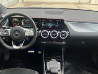 MERCEDES-BENZ Eqa 300 4MATIC