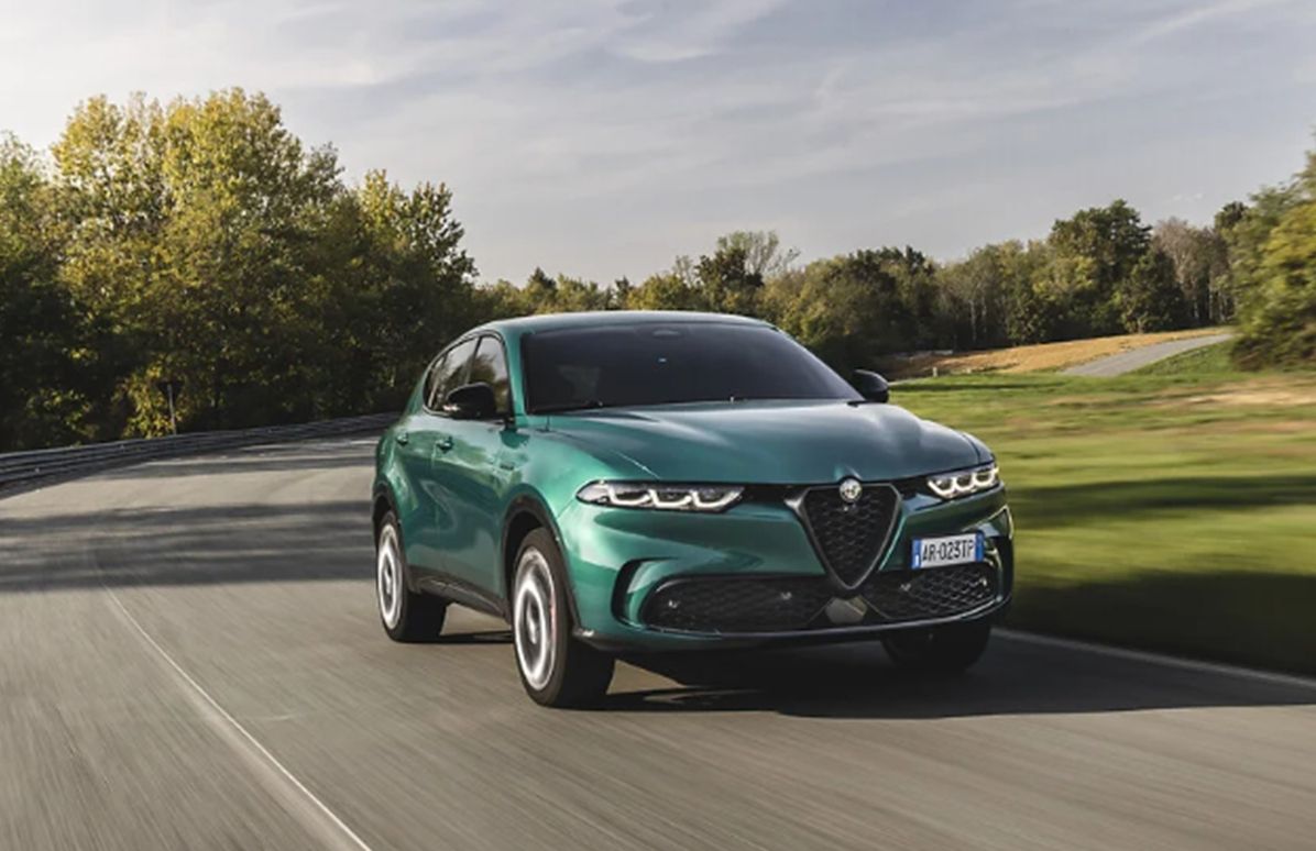 Alfa Romeo Junior Elettrica: 280 CV y 408 km autonomía