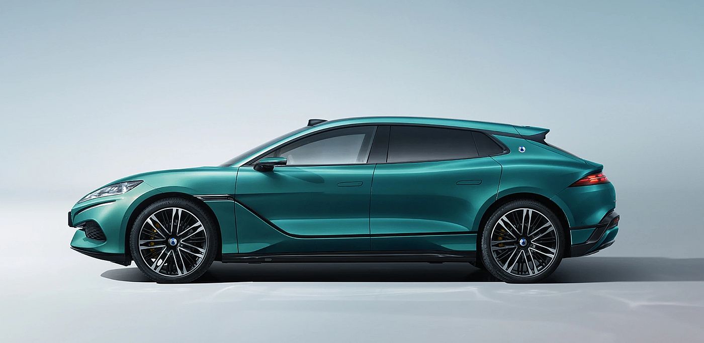 DENZA: la marca premium de BYD que quiere desafiar a Mercedes, BMW y Audi con una nueva forma de entender el lujo eléctrico