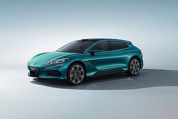 DENZA: la marca premium de BYD que quiere desafiar a Mercedes, BMW y Audi con una nueva forma de entender el lujo eléctrico