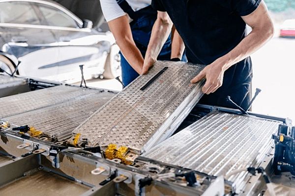 ¿Cuánto dura la batería de un vehículo eléctrico? Evolución, degradación real y comparativa por marcas (2026)