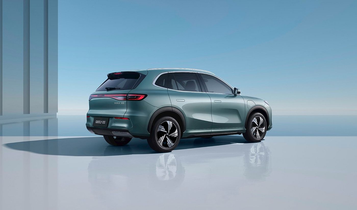 ¡Geely revoluciona España! Starray EM-i y E5: SUVs electrificados premium desde 26.215 € con 1.055 km de autonomía y 5 estrellas EuroNCAP.¿Quién da más?