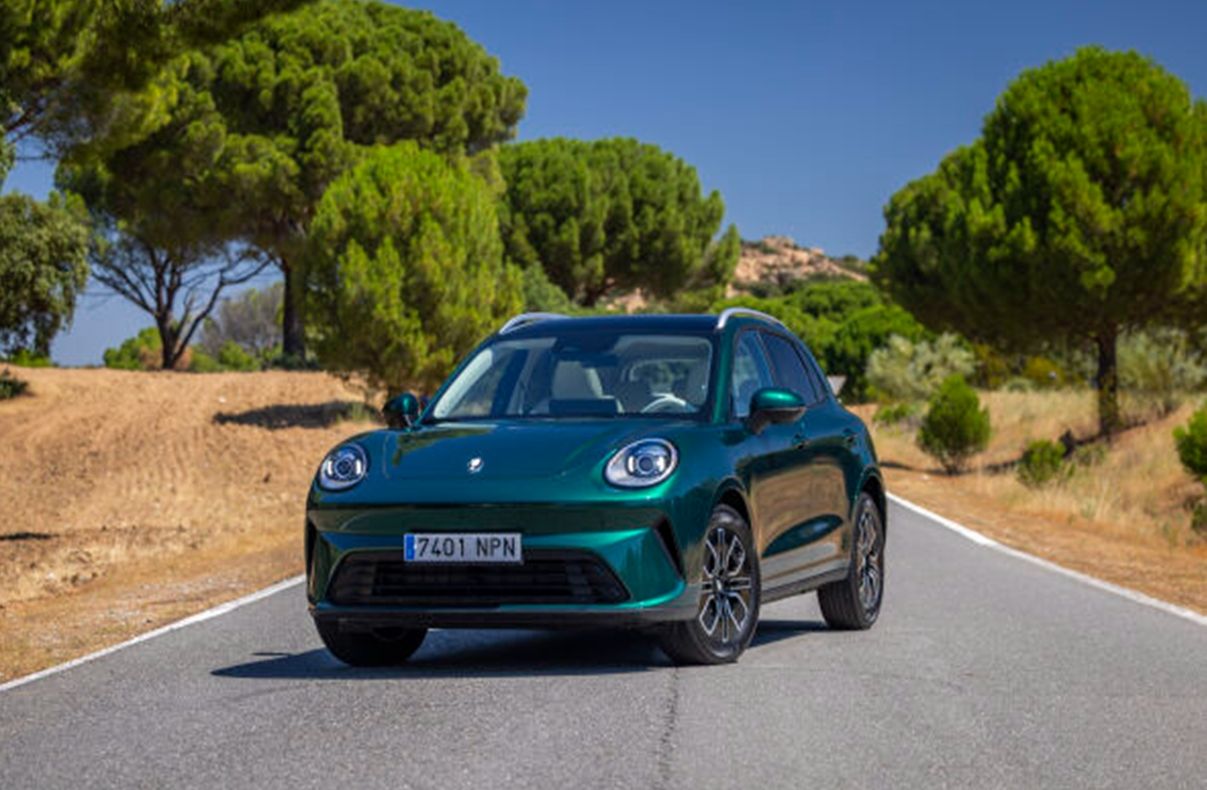 GWM ORA 5: el nuevo SUV compacto llega a España desde 19.950 euros con versiones gasolina, híbrida y eléctrica