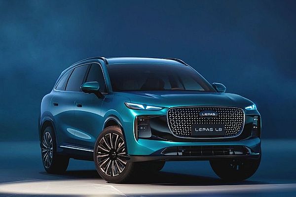 LEPAS llega a España: así es la nueva marca de Chery que quiere desafiar a BYD, MG y Tesla con sus SUV eléctricos e híbridos
