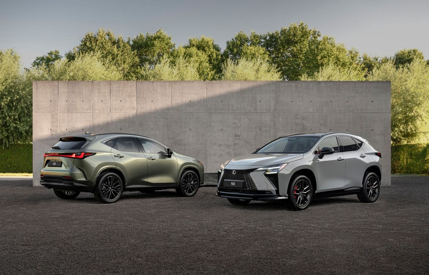 Lexus NX 2026: el híbrido enchufable que supera los 100 km eléctricos y estrena carga rápida