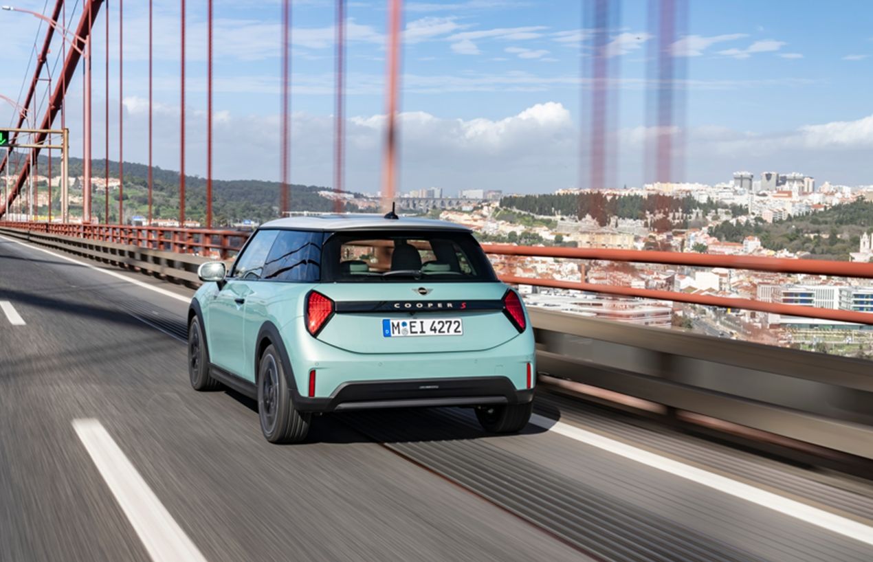 MINI Cooper Eléctrico: potencia y autonomía en estado puro