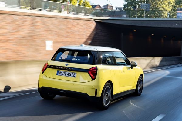 MINI Cooper Eléctrico: potencia y autonomía en estado puro