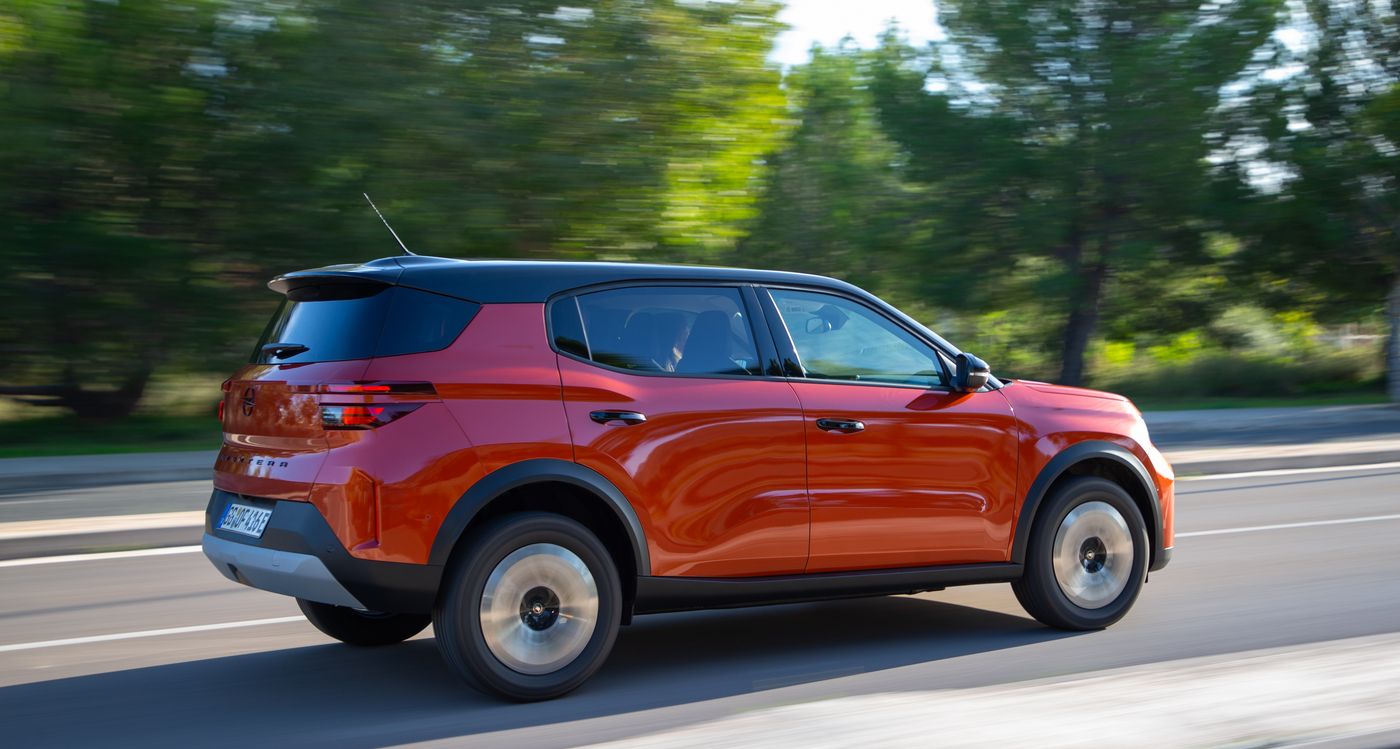 El nuevo Opel Frontera, en versiones híbridas o eléctricas, es más atractivo que nunca por calidad, conducción, precios y versiones nuevas