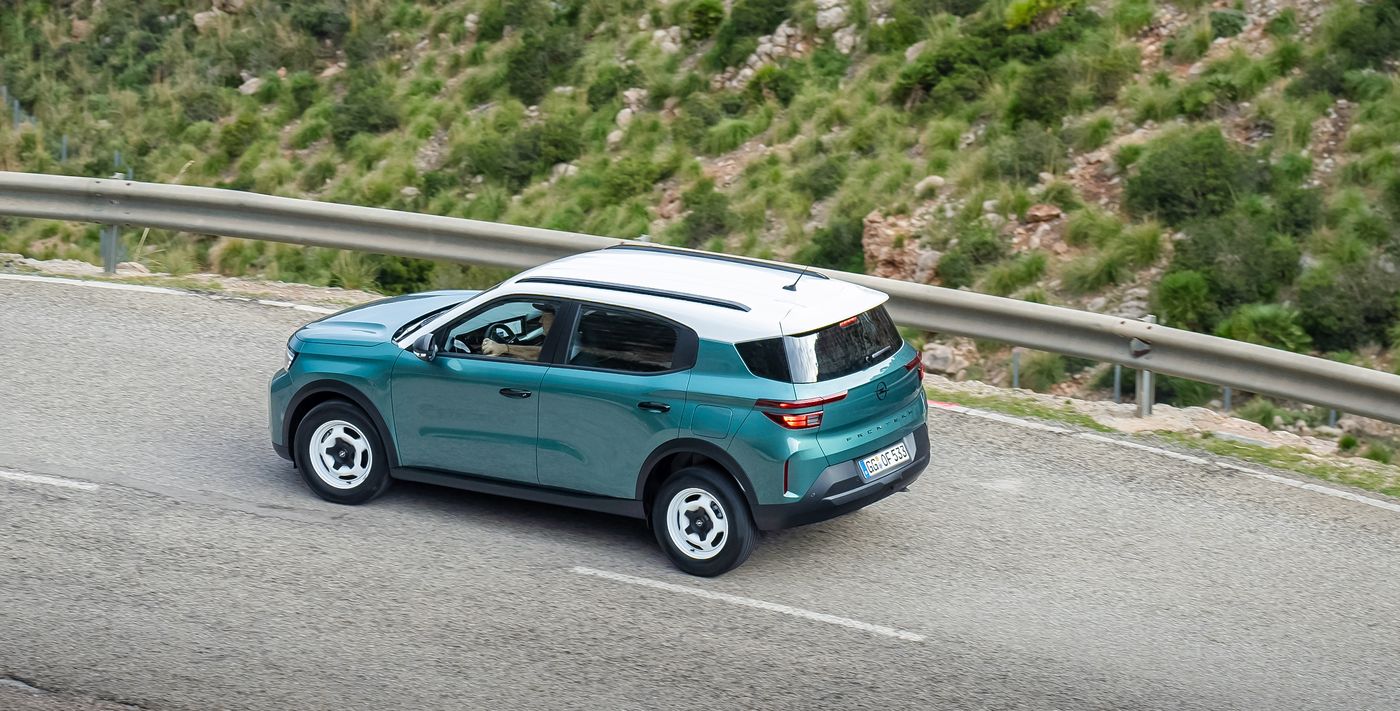 El nuevo Opel Frontera, en versiones híbridas o eléctricas, es más atractivo que nunca por calidad, conducción, precios y versiones nuevas