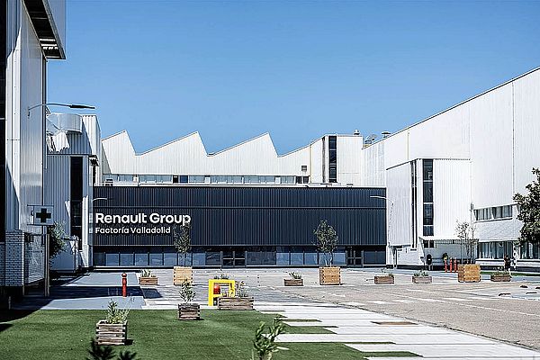 Renault invertirá 600 millones en España hasta 2030 y fabricará por primera vez coches eléctricos
