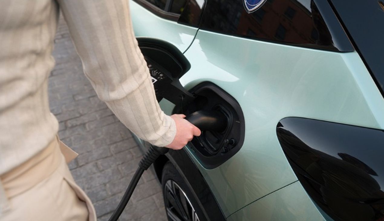 ¿Te has quedado sin batería en un coche eléctrico? Esto es lo que ocurre y por qué no debes preocuparte